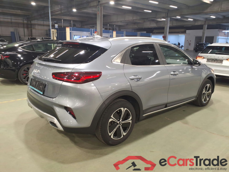 KIA XCEED 1.6 GDI PHEV DCT BUSINESS LINE #4
