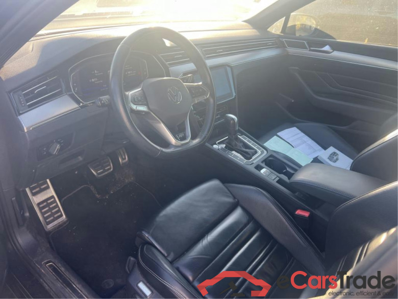 VOLKSWAGEN Passat / 2019 / 5P / familiar Variant R-Line 1.5 TSI 110kW (150CV) DSG #3
