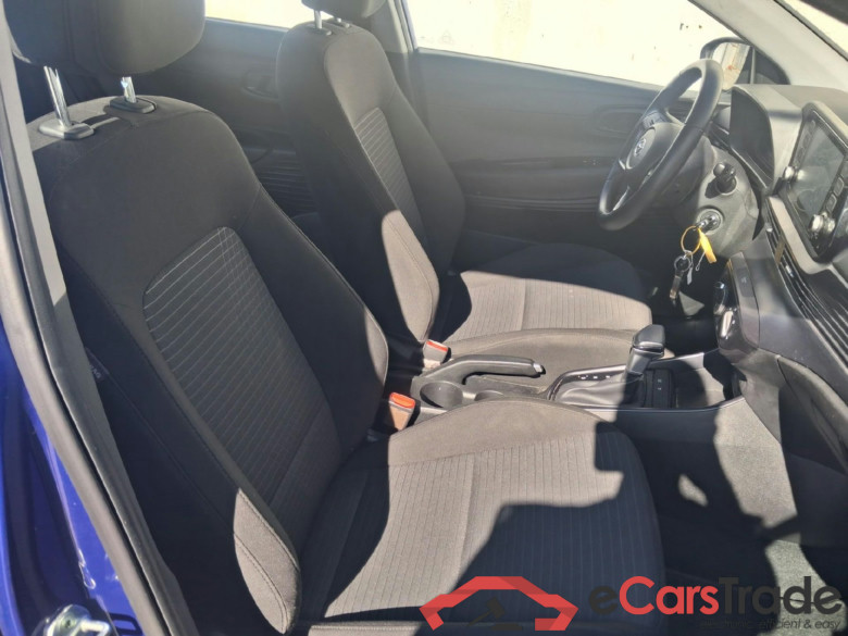 HYUNDAI i20 / 2020 / 5P / berlina con portón 1.0 TGDI 74kW (100CV) 48V Klass DCT #6