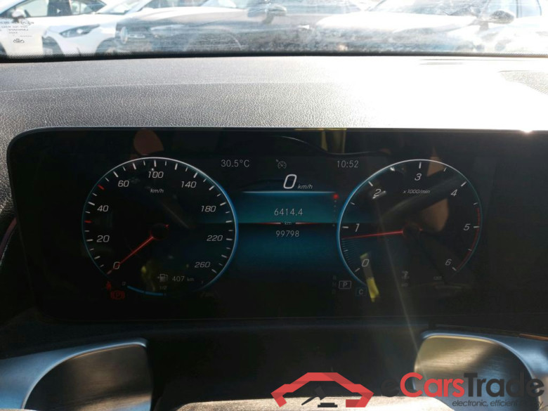 MERCEDES-BENZ GLB / 2019 / 5P / todoterreno 2.0 GLB 200 D DCT 110KW (150CV) #4