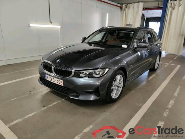 BMW 3 Reeks Touring 3 Reeks Touring 320e (150 kW) (PHEV) 150kW/204pk  5D/P Auto-8 #1