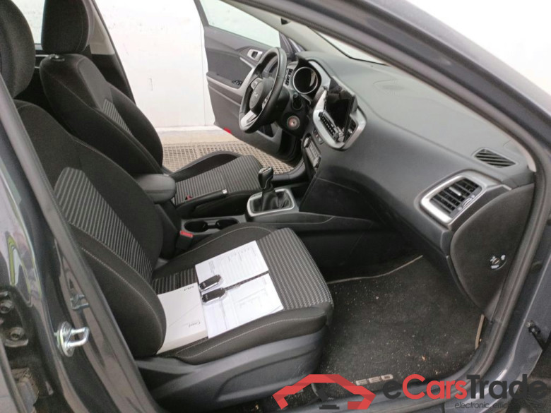 KIA Ceed / 2021 / 5P / berlina con portón 1.0 T-GDi 74kW (100CV) Drive (AC) #6