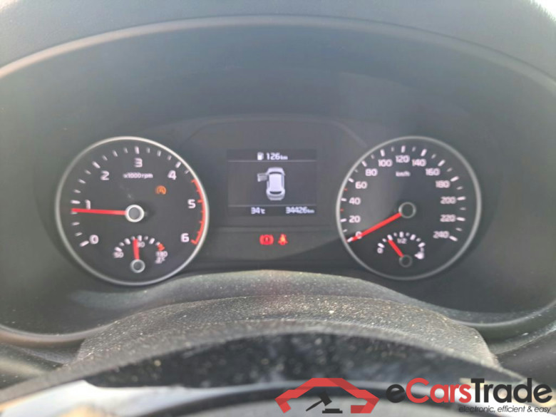 KIA Sportage / 2018 / 5P / todoterreno 1.6 MHEV Drive Plus 100kW (136CV) 4x2 #4