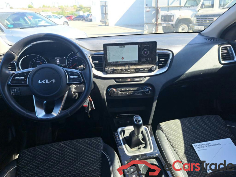 KIA XCeed / 2019 / 5P / todoterreno 1.5 MHEV iMT Tech 118kW (160CV) #3
