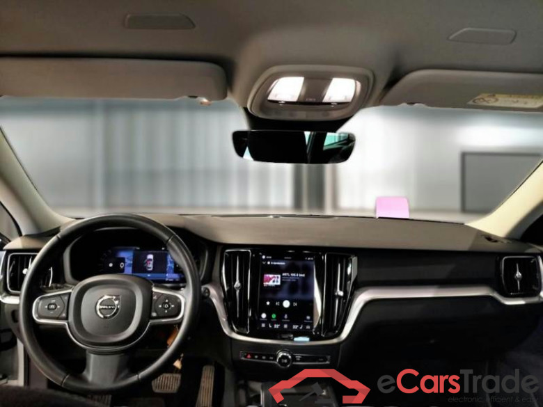 VOLVO V60 / 2019 / 5P / STATION WAGON B4 D AUTOM.CORE #3