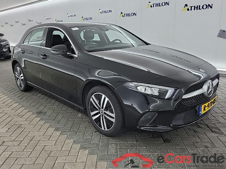 MERCEDES-BENZ A-klasse A 250 e DCT Luxury Line 5D 160kW #2
