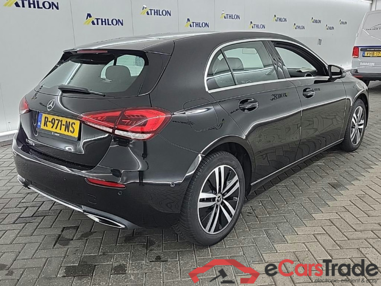MERCEDES-BENZ A-klasse A 250 e DCT Luxury Line 5D 160kW #3