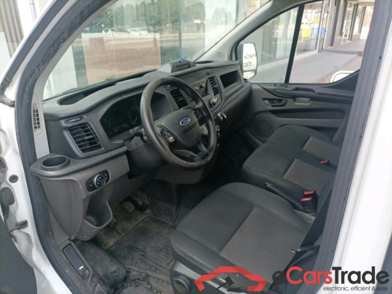 FORD Transit Custom / 2012 / 4P / furgón Van 2.0 TDCI 96kW 320 L1 MHEV Ambiente #3