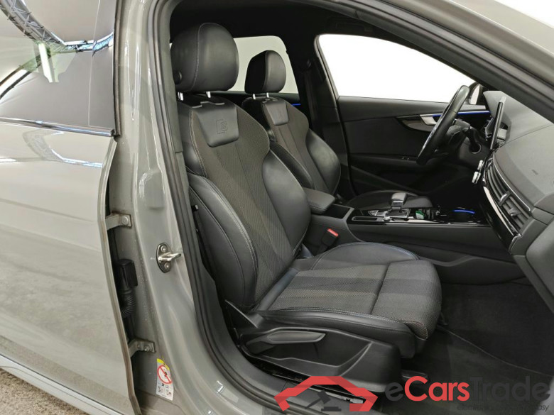 Audi A4 Avant 35 TFSI S tronic S Edition Competition 5d #3