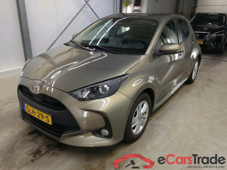 TOYOTA Yaris 1.5 Hyb. 115 Active #1