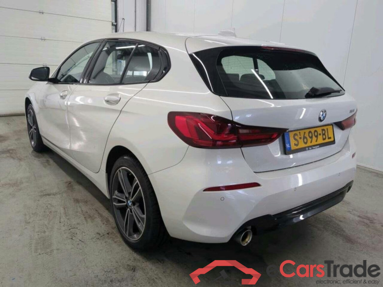 BMW 1-serie 118i Intro Ed. #6