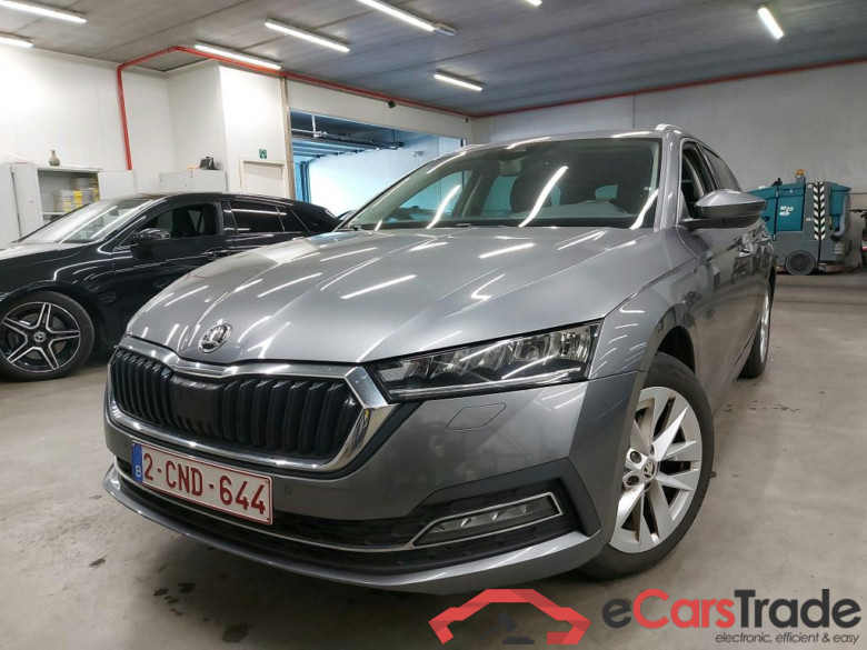 SKODA - SKO OCTAVIA COMBI 1.0 TSI 110PK Clever Pack Premium & Pack Clever With Heated Seats  * PETROL *