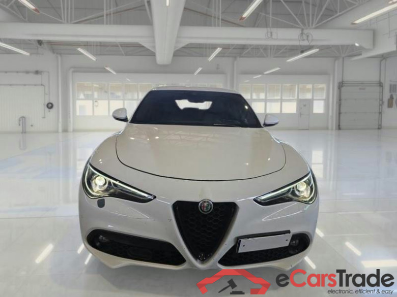 ALFA ROMEO STELVIO / 2017 / 5P / SUV 2.2 TD 190 CV SPRINT AT8 Q4 #6