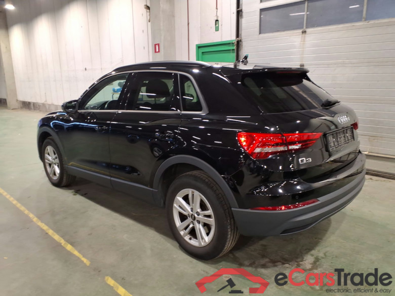 AUDI Q3 1.4 45 TFSI E S TRONIC #2