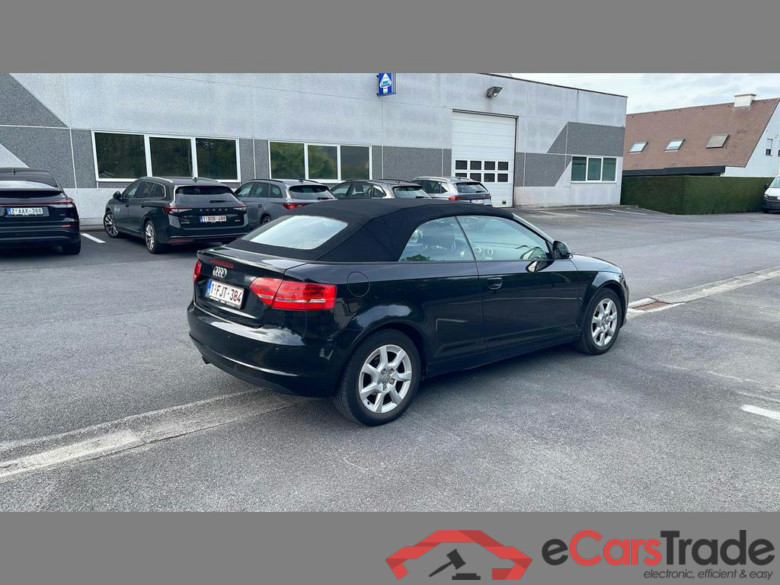 AUDI A3 Cabriolet 1.6 TDi Attraction Start/Stop DPF #4