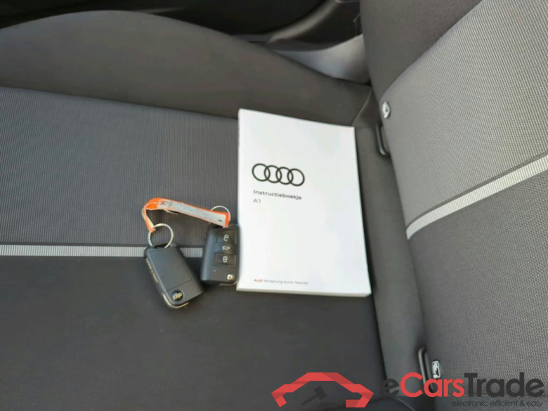 AUDI A1 citycarver 81 kW #6