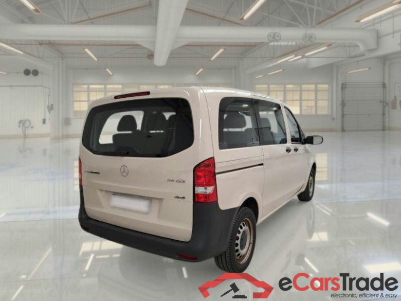 MERCEDES-BENZ VITO / 2014 / 4P / COMBI 114 CDI 4X4 AUT COMPACT TOURER BASE #2