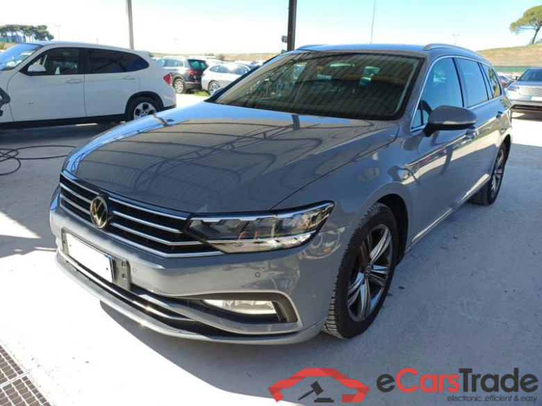 VOLKSWAGEN PASSAT / 2019 / 5P / STATION WAGON VAR. 2.0TDI SCR EVO 110KW BUSINESS DSG