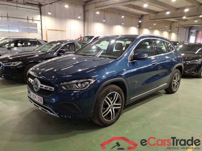MERCEDES-BENZ GLA 1.3 GLA 250 E DCT LUXURY LINE