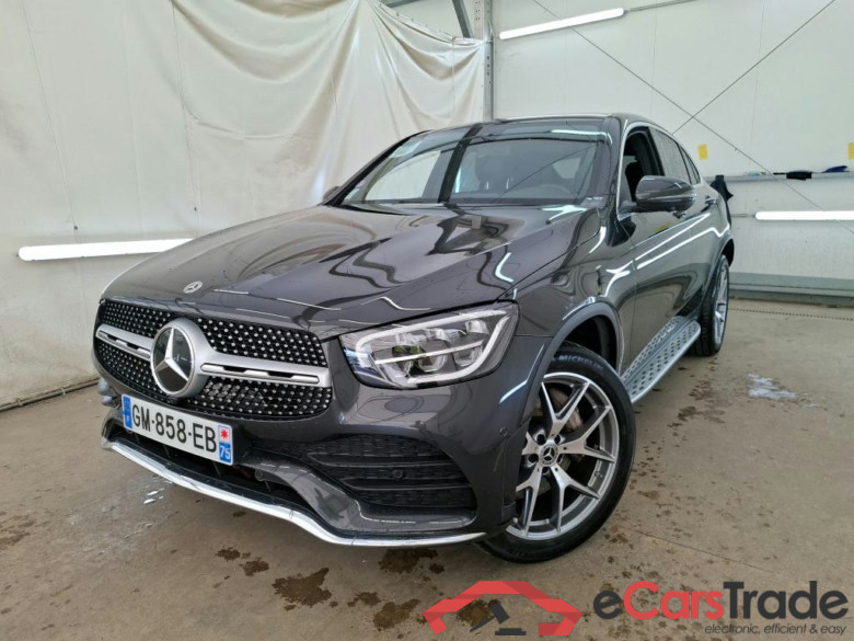 MERCEDES-BENZ GLC Coupe / 2019 / 5P / Coupé GLC 300 e AMG Line 4Matic