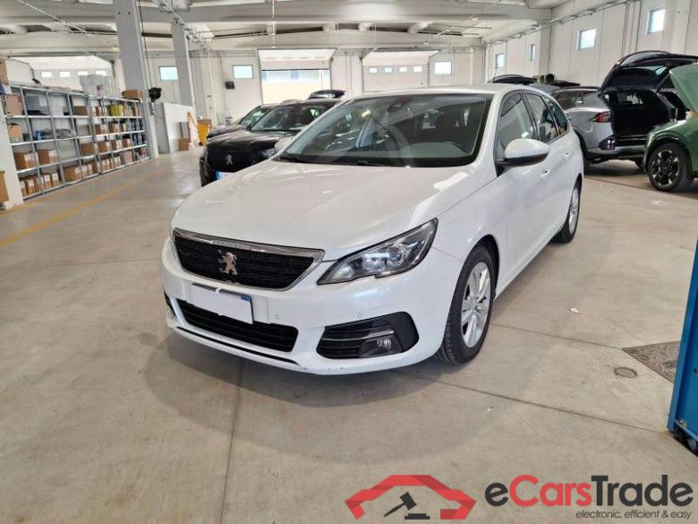PEUGEOT 308 / 2017 / 5P / STATION WAGON SW ACTIVE BUSINESS BLUEHDI 130 SeS