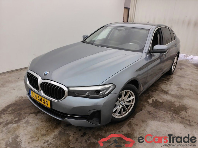 BMW 5 DIESEL - 2020 520 dA 190hp MHD 4d #1