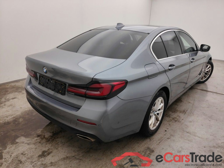 BMW 5 DIESEL - 2020 520 dA 190hp MHD 4d #2