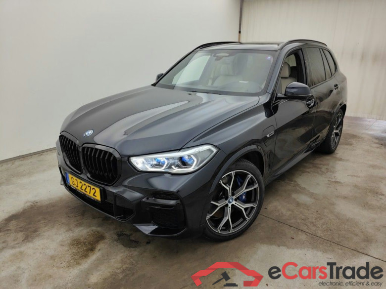 BMW X5 - 2018 3.0AS 286hp xDrive45e PHEV (EU6AP) 5d ///M-Sportkit (total options: 22,380 Ex.Vat)