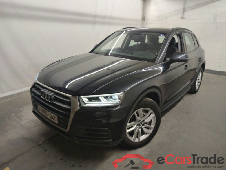 Audi Q5 50 TFSi e S tronic quattro 5d