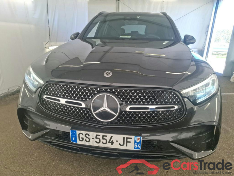 MERCEDES-BENZ GLC / 2022 / 5P / SUV GLC 300 e AMG Line 4MATIC #1