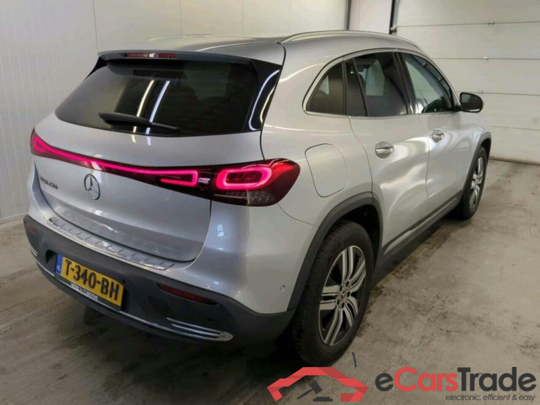 MERCEDES-BENZ EQA 250 Luxury Line #2