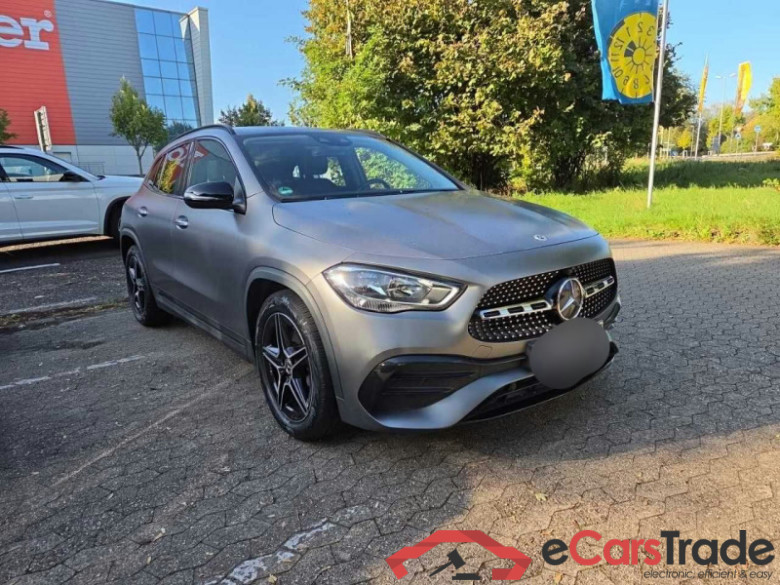 Mercedes-Benz GLA (BM 247)(02.2020->) DE - SUV5 GLA 200 EU6d, AMG Line, 2020 - 2023 #1