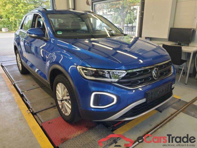 Volkswagen T-Roc (D11)(12.2021->2025) DE - SUV5 1.5 TSI EU6d, Life, (Facelift) 2022 - 2024 #2