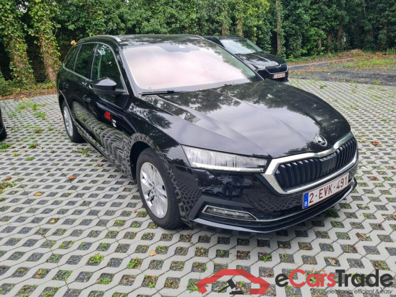 SKODA Octavia 2.0 CRTDI 85KW CLEVER #2