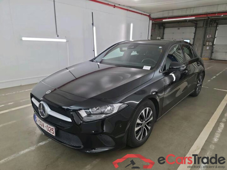 Mercedes A-Klasse A-Klasse A 180 Business Solution Essential 100kW/136pk  5D/P Auto-7