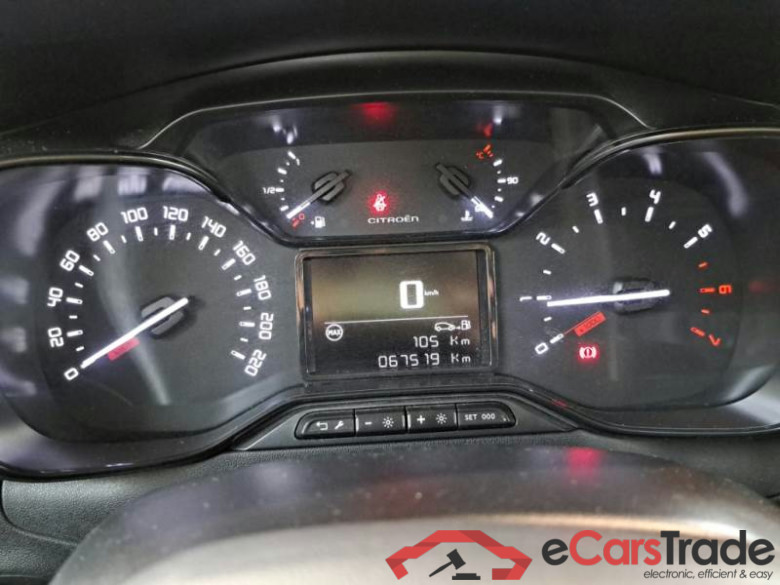 CITROEN C3 / 2016 / 5P / BERLINA PURETECH 83 SeS SHINE NEO PATENTATI #4