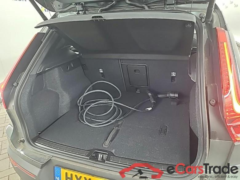 VOLVO EX40 Single Motor Extended Range 185kW Ultra 5D #5
