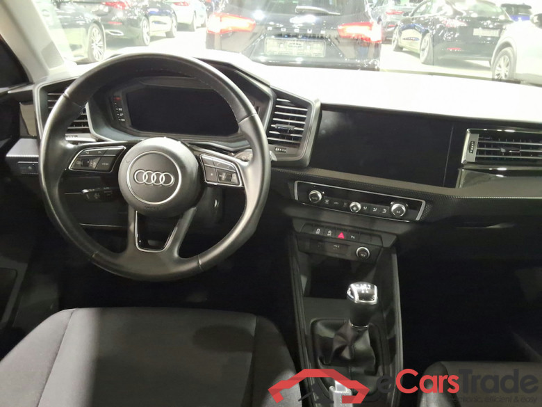 AUDI A1 1.0 25 TFSI ATTRACTION #6