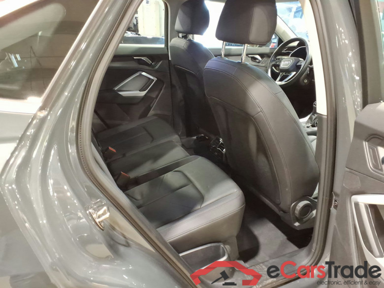 AUDI Q3 Sportback 1.4 45 TFSI E S TRONIC #5