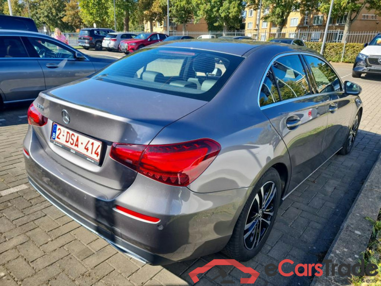 MERCEDES-BENZ A-CLASS LIMOUSINE 1.3 A 180 ESSENTIAL LINE DCT #4