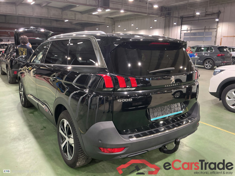 PEUGEOT 5008 1.2 PURETECH 130 AUTO ALLURE PACK #3