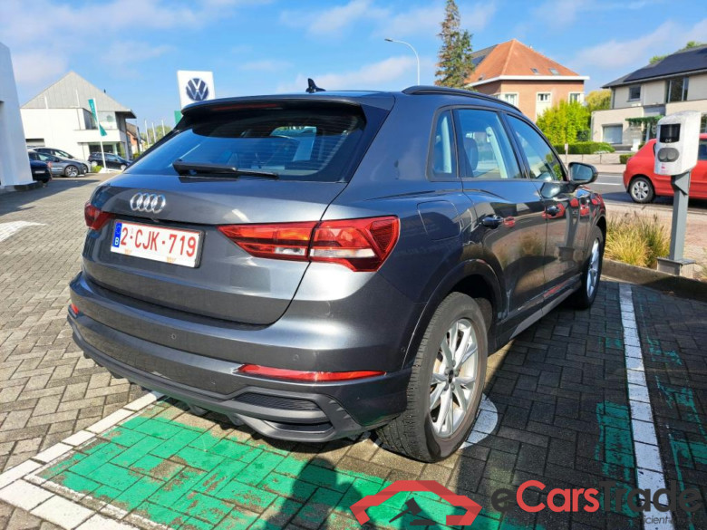 AUDI Q3 1.4 45 TFSI E S TRONIC S LINE #4