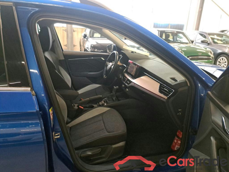 SKO KAMIQ TSI 110PK DSG7 Style With Climatic & Navigation & Heated Seats & Cruise Control & Park Sensors Front & Rear   * PETROL * #3