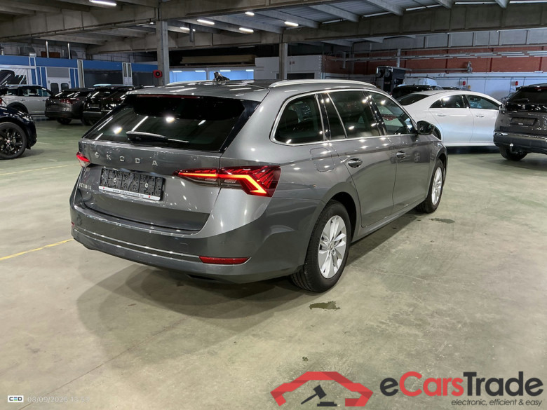 SKODA OCTAVIA COMBI 1.0 TSI 81KW CLEVER #4