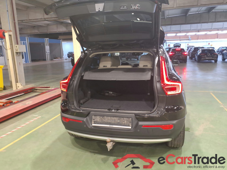 VOLVO XC40 1.5 T4 RECHARGE GEARTR. INSCRIPTION #3