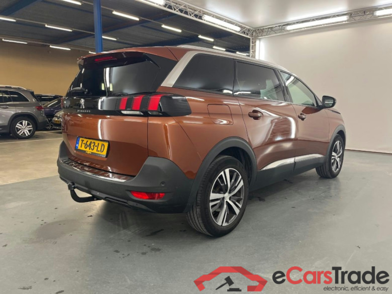 PEUGEOT 5008 1.2 PureTech Allure Pack Business #4