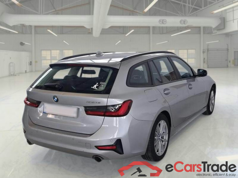 BMW SERIE 3 / 2018 / 5P / STATION WAGON 330E TOURING AUTO #2