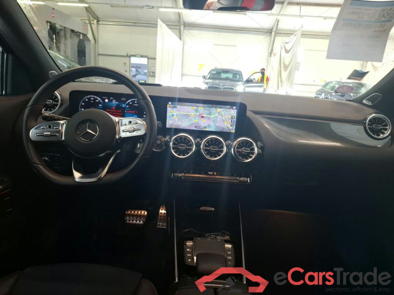 MERCEDES-BENZ GLA / 2020 / 5P / SUV GLA 250 e AMG LINE DCT #6