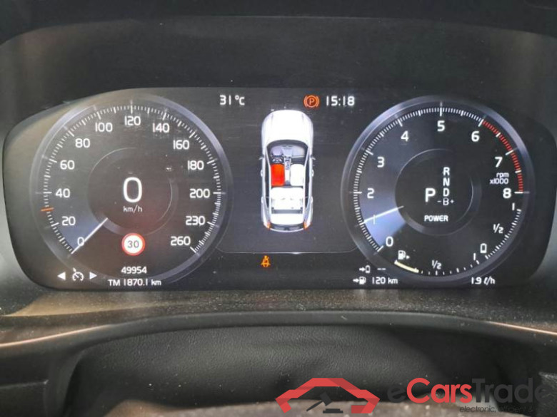 VOLVO XC40 / 2017 / 5P / SUV T5 PLUG-IN HYBRID AUTO RECHARGE INSCR. #4
