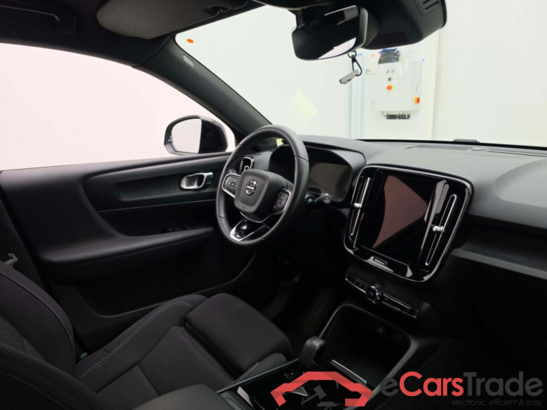 VOLVO XC40 RECHARGE CORE #3